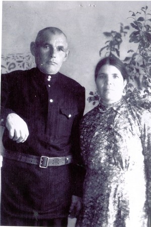 Салимгарай АСЫЛОВ с супругой Хазяр